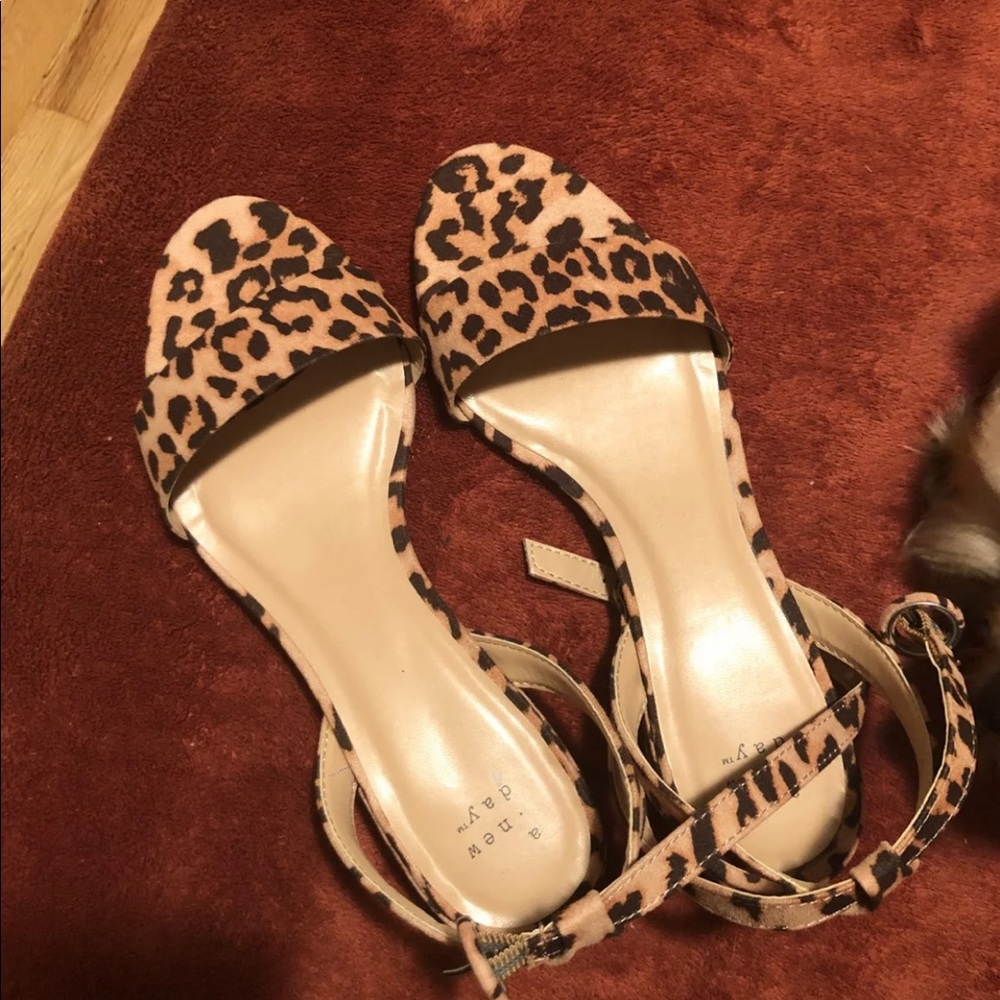 Leopard sandals
